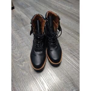 Indigo Rd Women's Round Toe Lace-Up Sole Combat Boot Black Faux Leather Sz 11 M